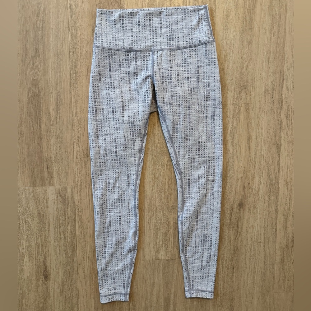 Lululemon Athletica Wunder Under Legging, luxtreme - Size 8 - Arrow Jacquard